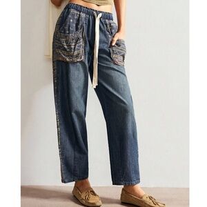 Women's Blue Straight Leg Jeans